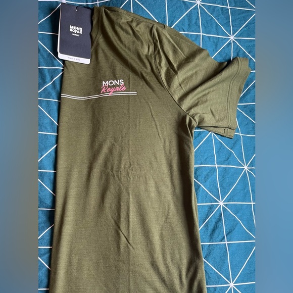 Mons Royale Women’s Tech Tee - Picture 4 of 4